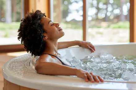Discover what cold plunging means and its science-backed benefits — boosted mood, increased energy, and deeper sleep. Find out how to start safely.