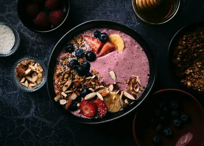 Kickstart your morning with this vibrant and nutrient-packed Breakfast Smoothie Bowl, a refreshing antioxidant-rich base.